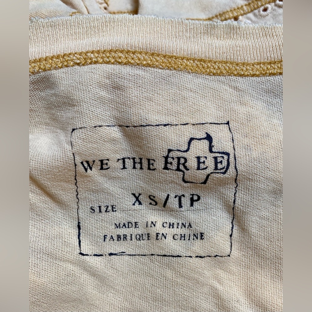🌼🧡We The Free Doiley Detailed Cropped Longsleeve Top - Picture 5 of 5